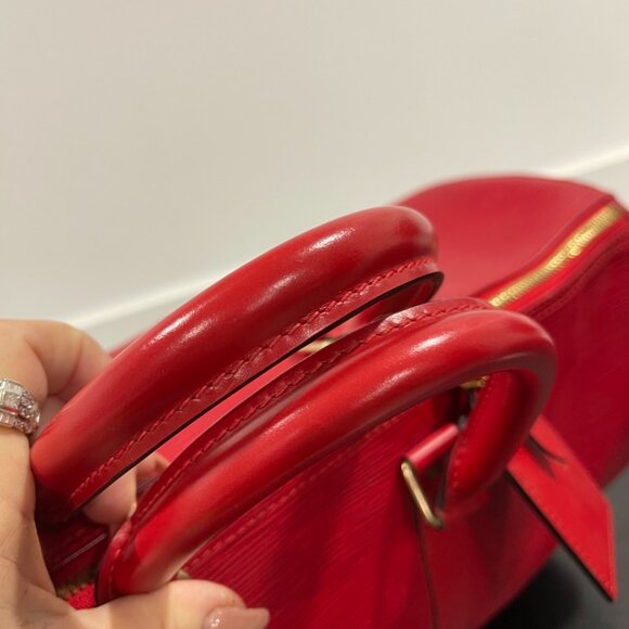 Louis Vuitton Epi Leather Weekender Bag 45 Vintage (176315) - Picture 8 of 13